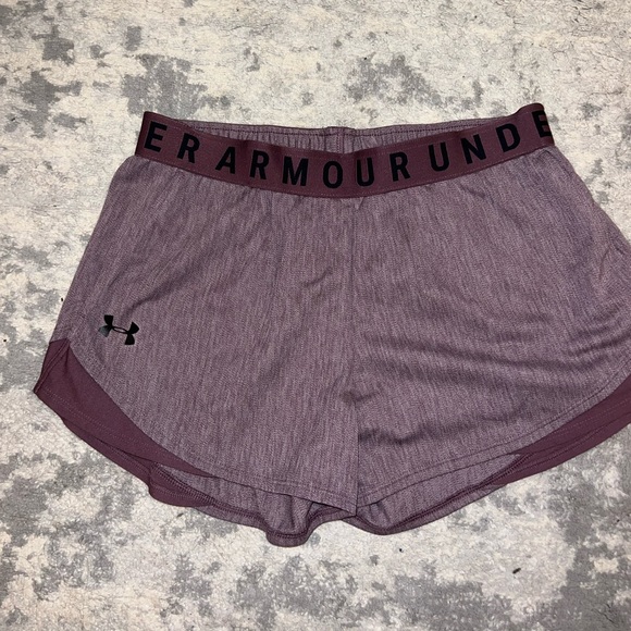 Under Armour Pants - UNDER ARMOUR SHORTS